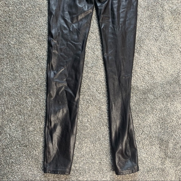 SPANX Black Shiny Leggings - Picture 9 of 9